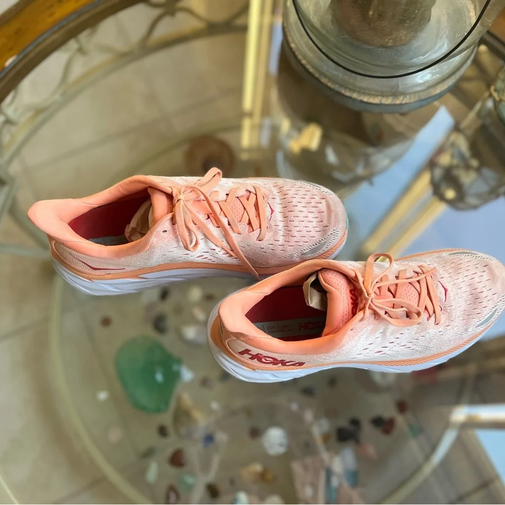 🦩Hoka🦩-Women's Pink Running Shoes-Sz 10 Clifton 8 - Picture 7 of 12